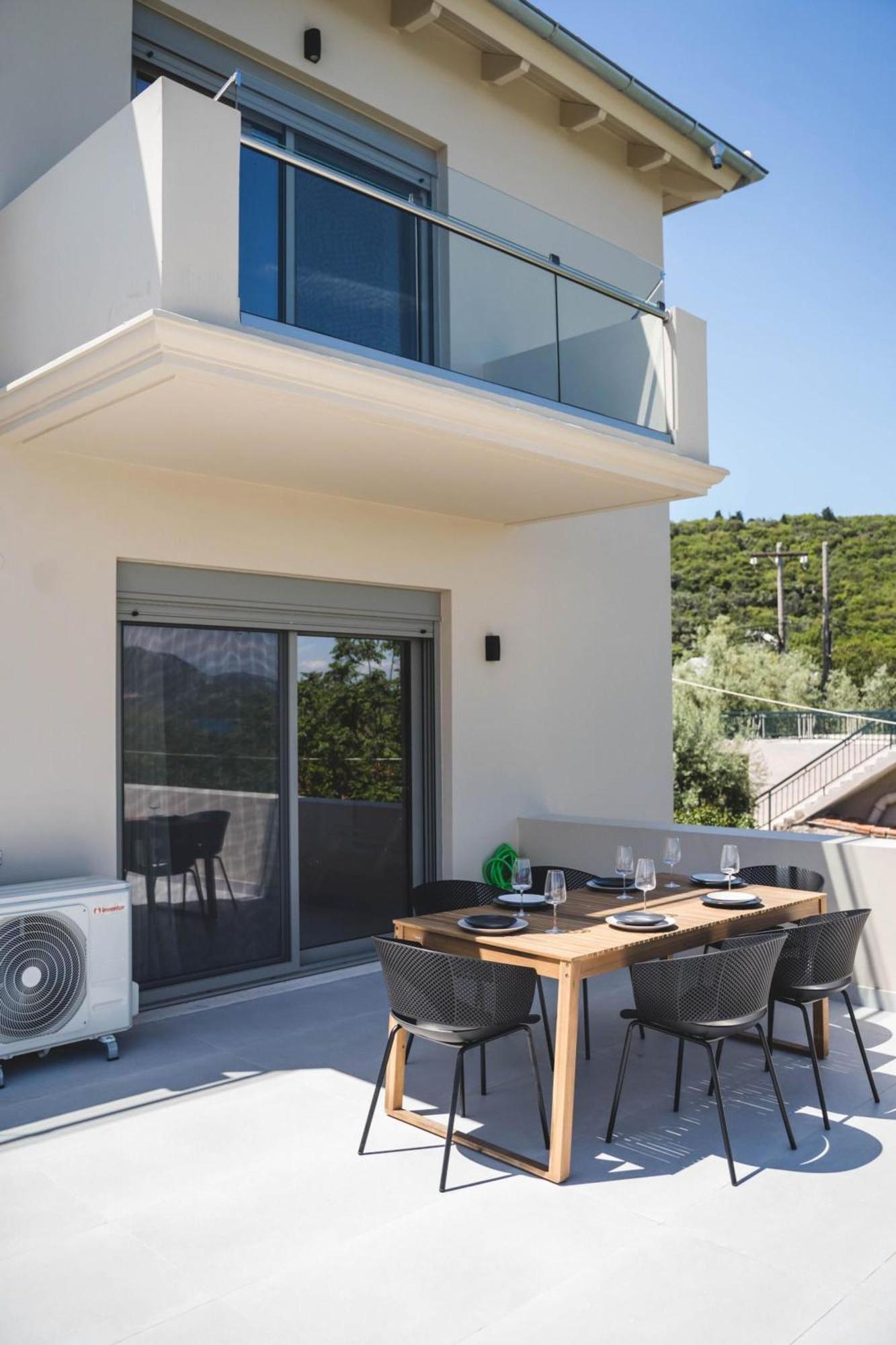 Blue Symphony Suites Apartments Nikiana Exterior foto